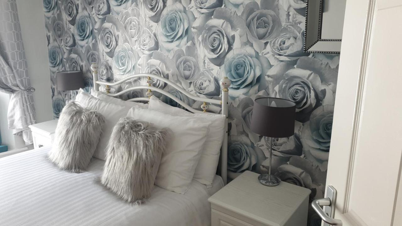 חלנדודנו No 6 Quality Guesthouse מראה חיצוני תמונה