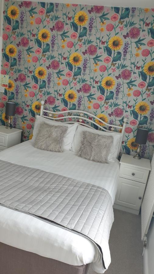 חלנדודנו No 6 Quality Guesthouse מראה חיצוני תמונה