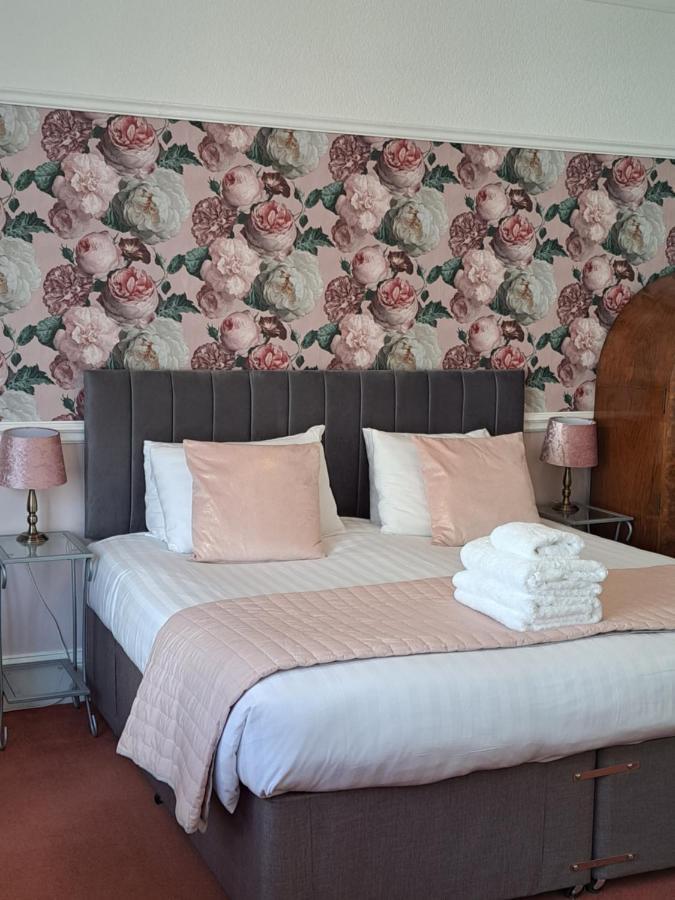 חלנדודנו No 6 Quality Guesthouse מראה חיצוני תמונה