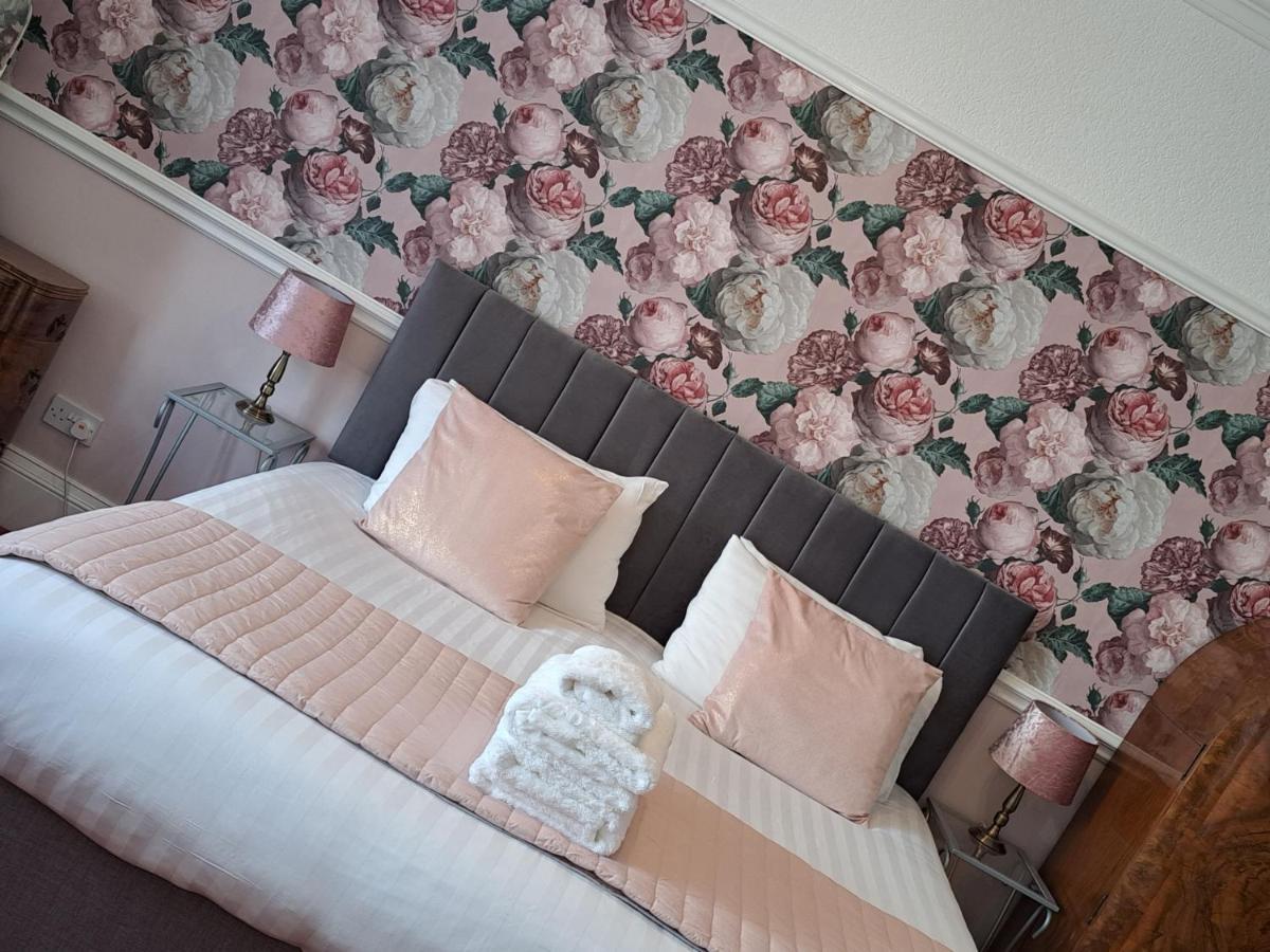 חלנדודנו No 6 Quality Guesthouse מראה חיצוני תמונה
