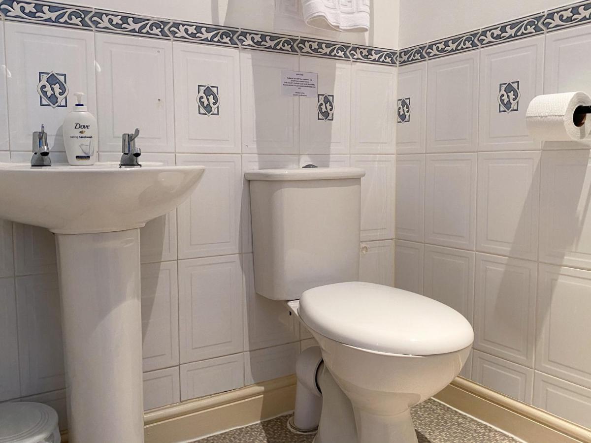 חלנדודנו No 6 Quality Guesthouse מראה חיצוני תמונה